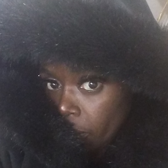 COPY - 3/4 length faux Fox lined shearling - Picture 6 of 6